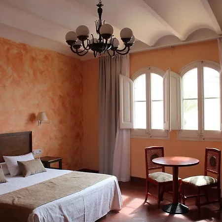 ホテル La Santa Maria シッチェス