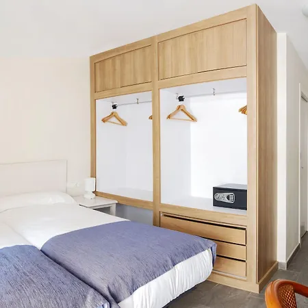 La Santa Maria ホテル シッチェス