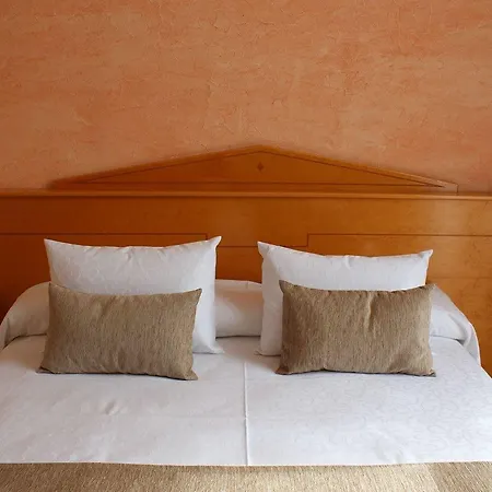 La Santa Maria ホテル シッチェス