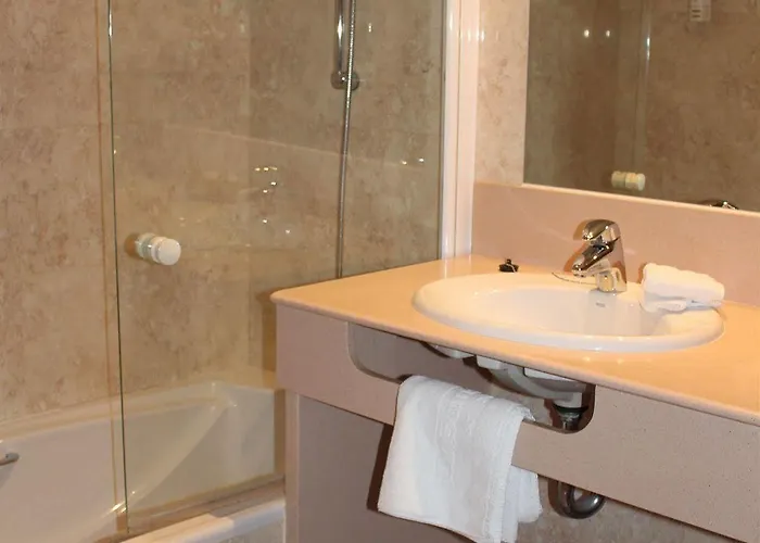 La Santa Maria 锡切斯