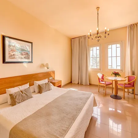 Hotel La Santa Maria 3*