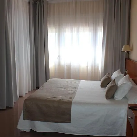 Hotell La Santa Maria 3*