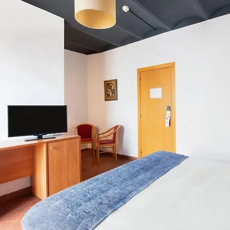 La Santa Maria 3*