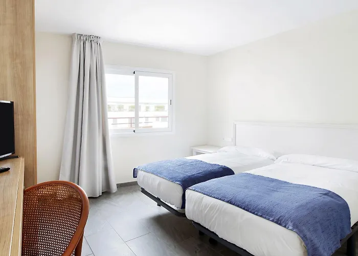 La Santa Maria Сиджес